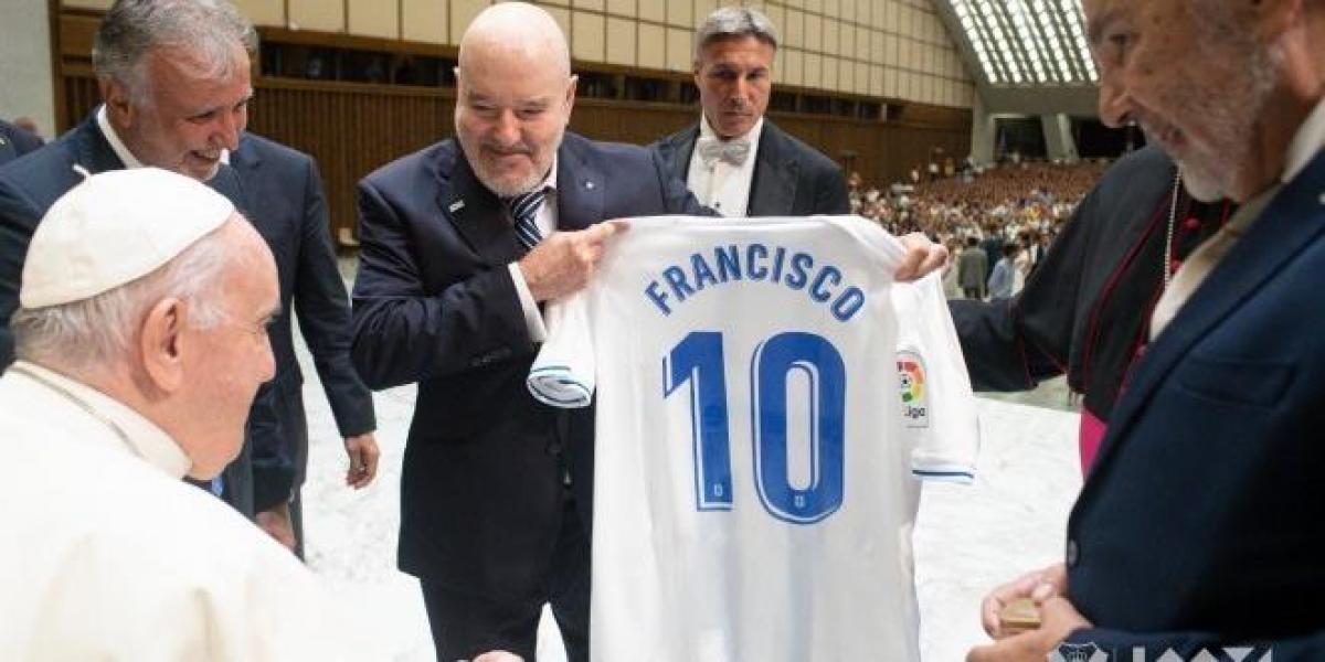 El papa Francisco recibe al Tenerife con motivo de su Centenario