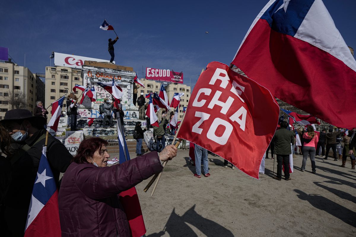 El referéndum de Chile divide al país a dos semanas de su celebración
