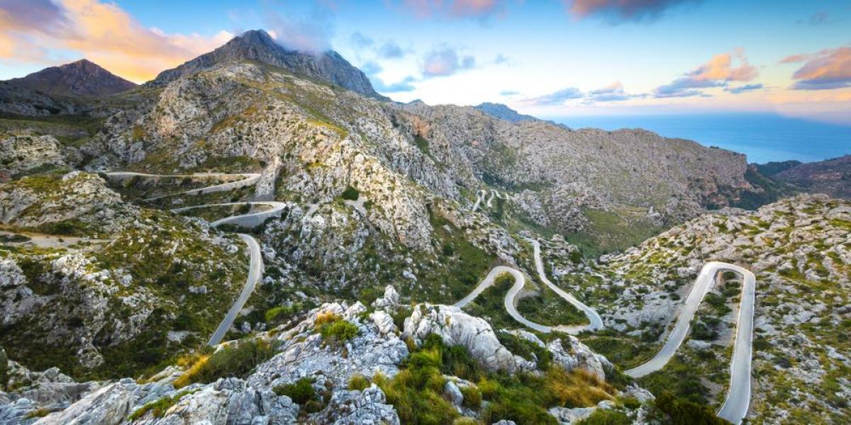 Estas son las carreteras más altas y con más curvas de España