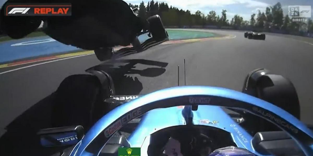 Hamilton sufrió un impacto de 45G tras el toque con el Alpine de Alonso, dice Mercedes