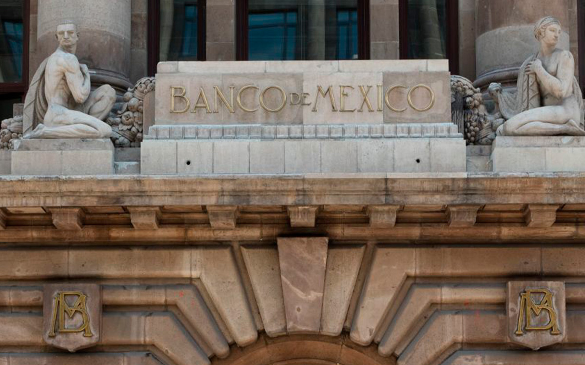 Inflación en México habría alcanzado punto máximo previsto por Banxico: Sondeo