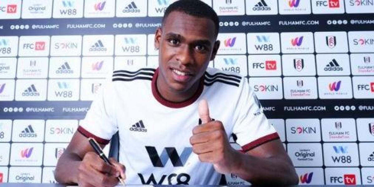 Issa Diop firma con el Fulham hasta 2027