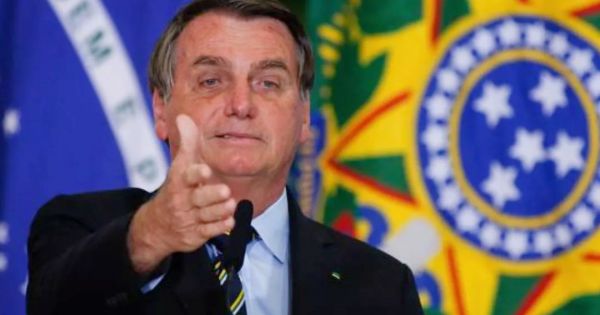 Jair Bolsonaro criticó otra vez la crisis de la economía en Argentina para hacer campaña contra Lula