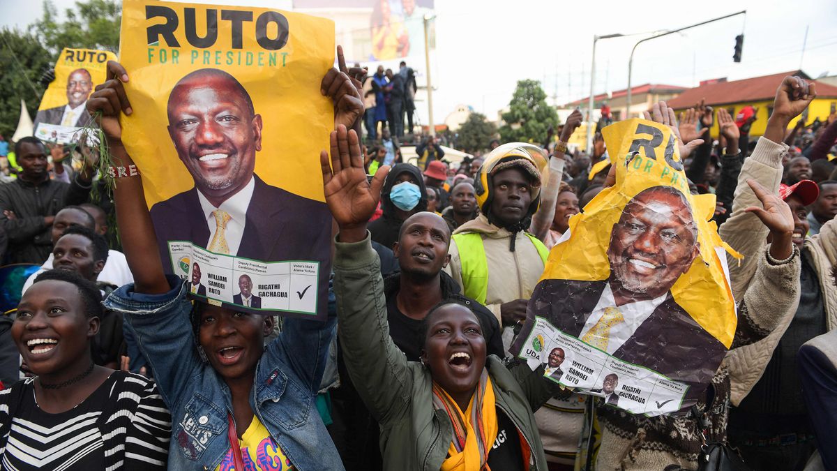 Kenia elige a William Ruto como presidente en una tensa jornada con golpes en la comisión electoral