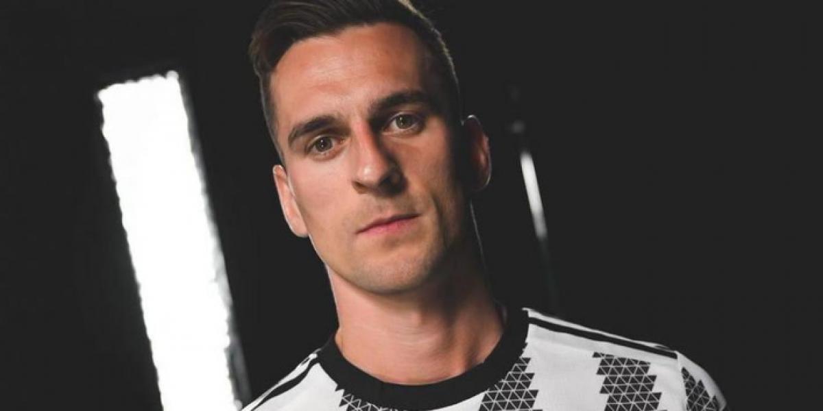 La Juventus anuncia el fichaje de Milik