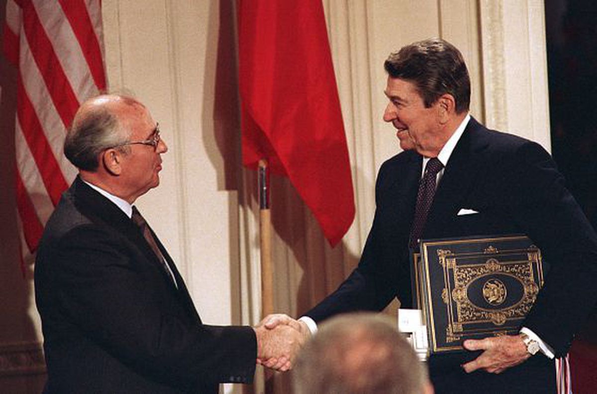 La vieja guardia del Partido Republicano rinde homenaje a Gorbachov y su coraje para cambiar el mundo