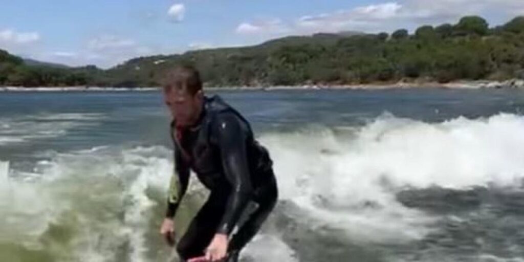 Las múltiples caídas de Pablo Motos haciendo 'wakeboard'