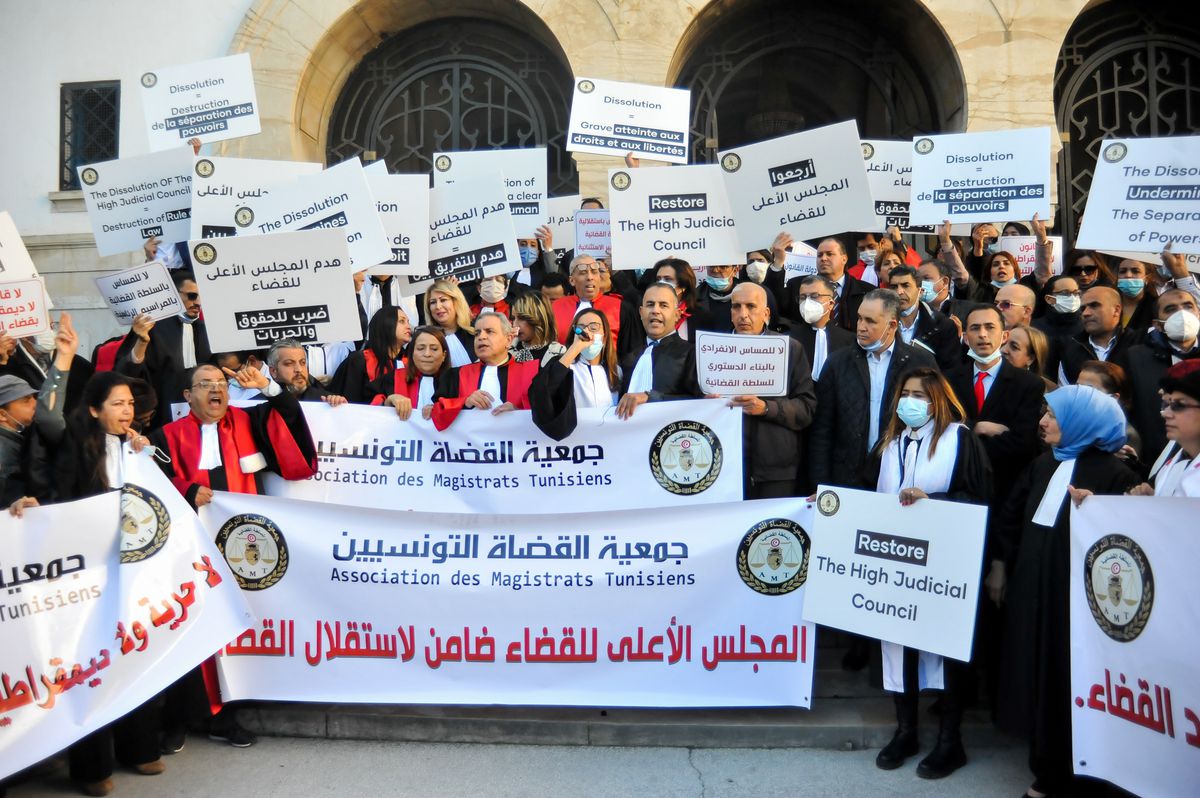Los jueces lideran la resistencia al poder absoluto de Kais Said en Túnez