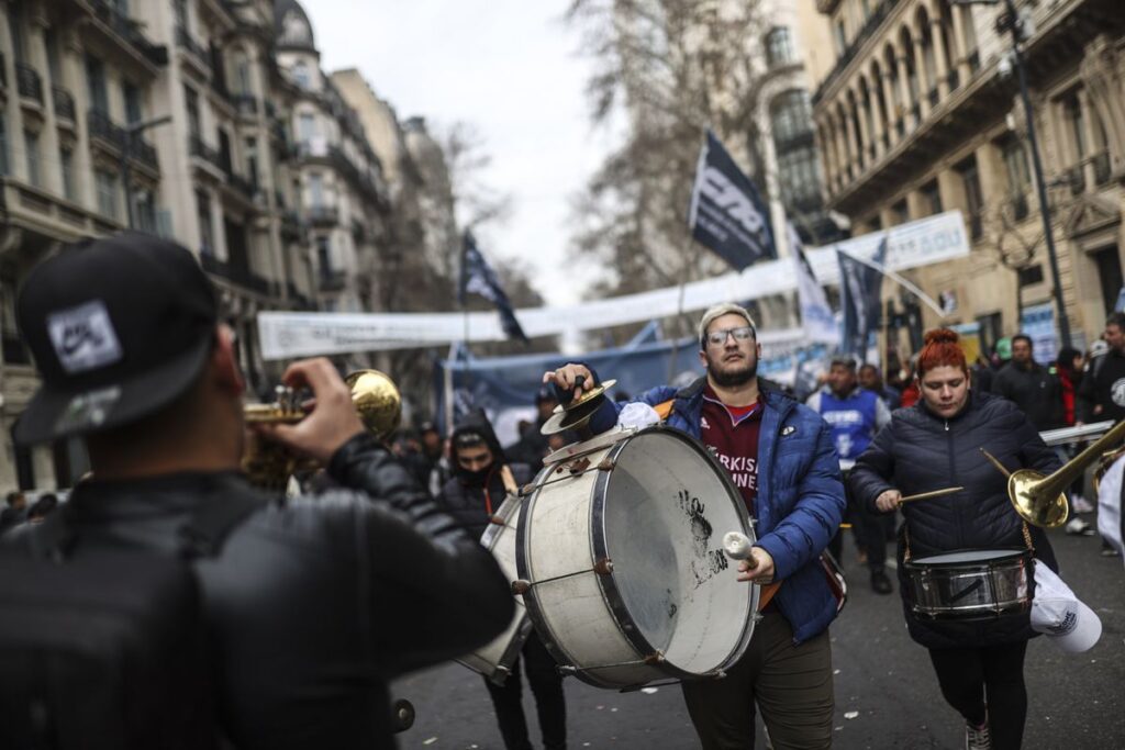 Los sindicatos peronistas marchan contra “los especuladores y los formadores de precios”