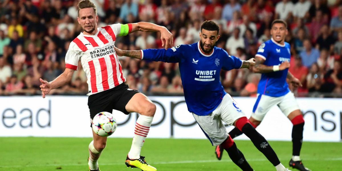 Luuk de Jong se lesiona y el PSV cae eliminado ante el Rangers