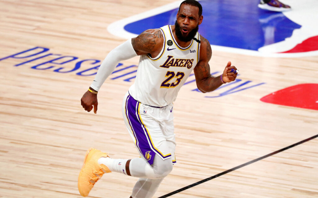 NBA: LeBron James renueva con los Lakers por dos temporadas más | Video