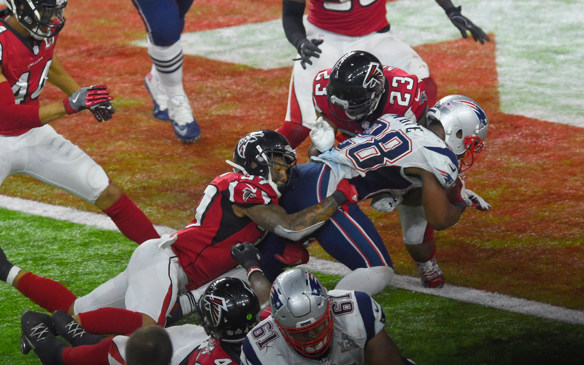 NFL: James White, héroe de los Patriotas en el Super Bowl LI, se retira | Video