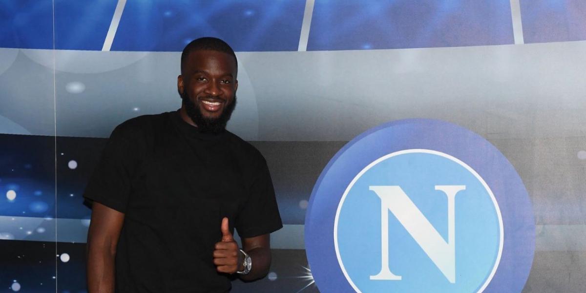Ndombele ya es jugador del Nápoles