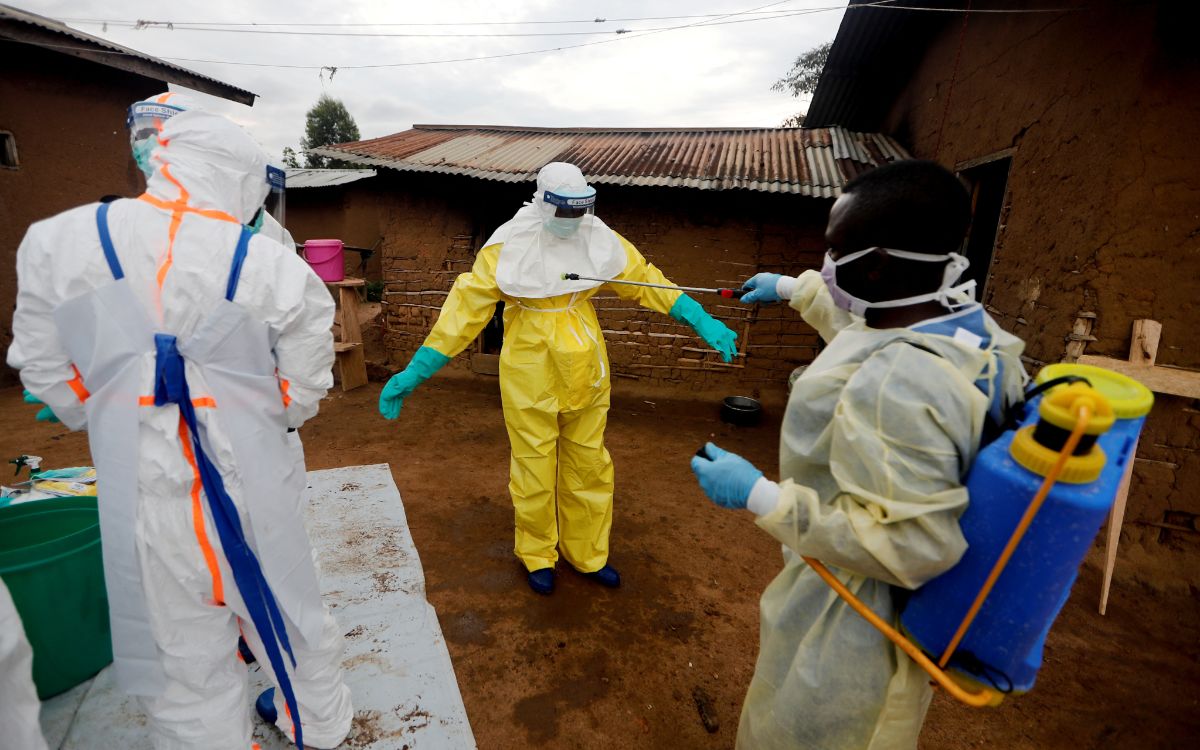OMS reporta nuevo brote de Ébola; comenzará vacunación en el Congo