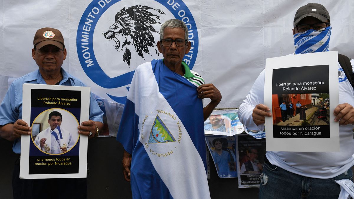 Ortega apuesta por desterrar al obispo Álvarez de Nicaragua