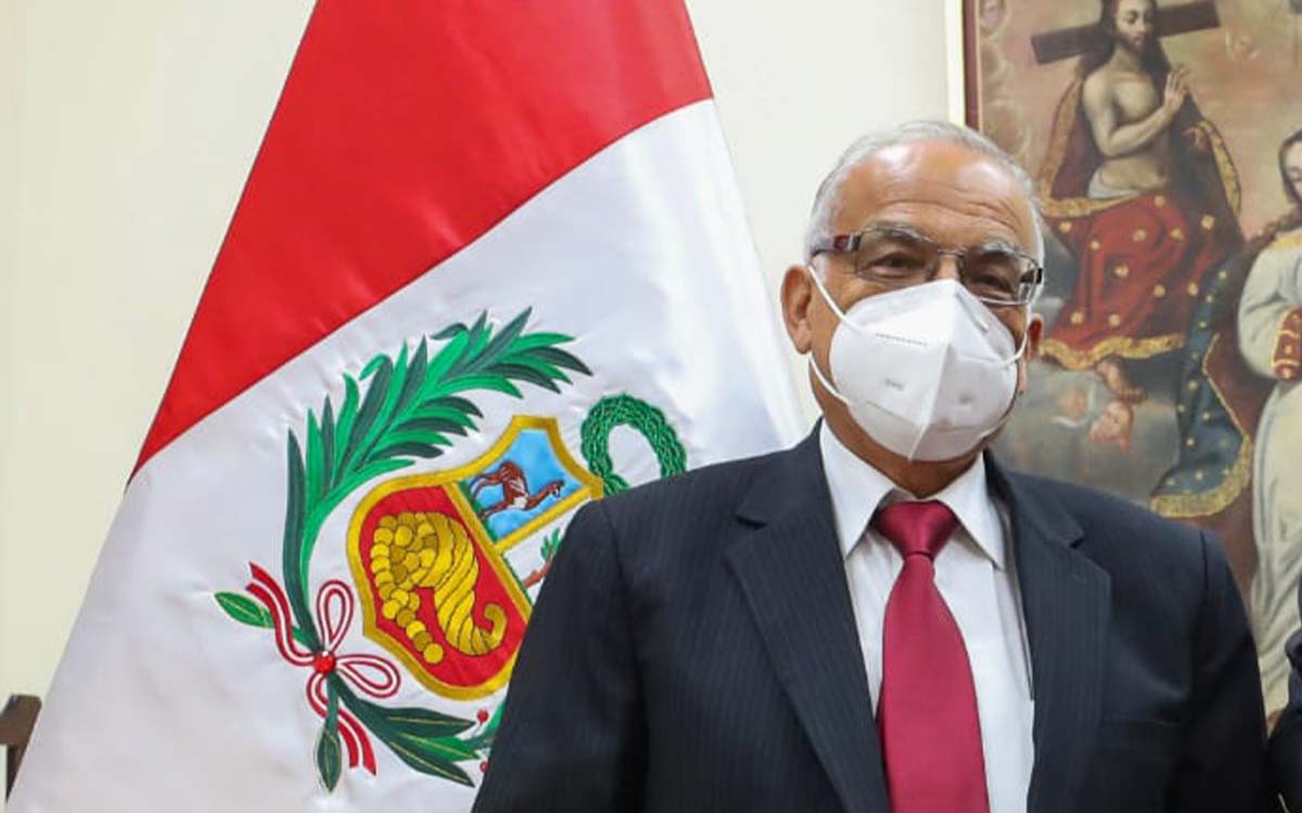 Primer ministro de Perú anuncia su renuncia “por razones personales”