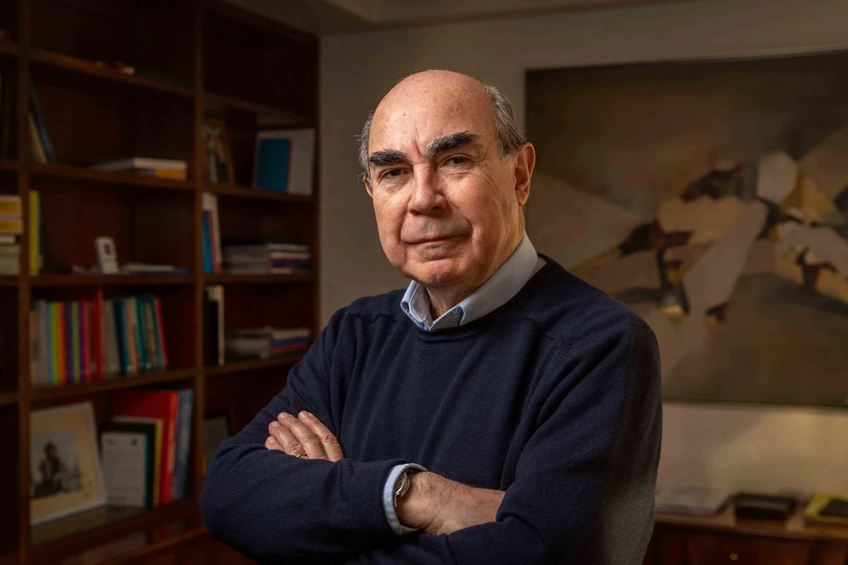 Roberto Méndez: “En Chile se libra un conflicto de generaciones más que de izquierdas y derechas”