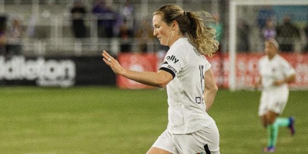 Sam Mewis se rompe y será baja toda la temporada