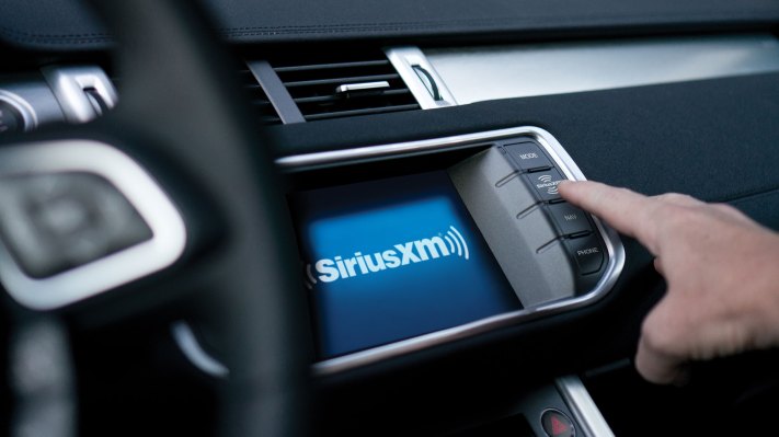 SiriusXM se adentra en el mercado de podcasts por suscripción con el paquete Stitcher Premium