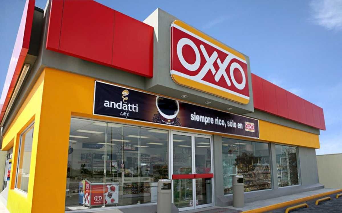 Suprema Corte ampara a Oxxo y Coca-Cola contra ley antiplásticos de Oaxaca