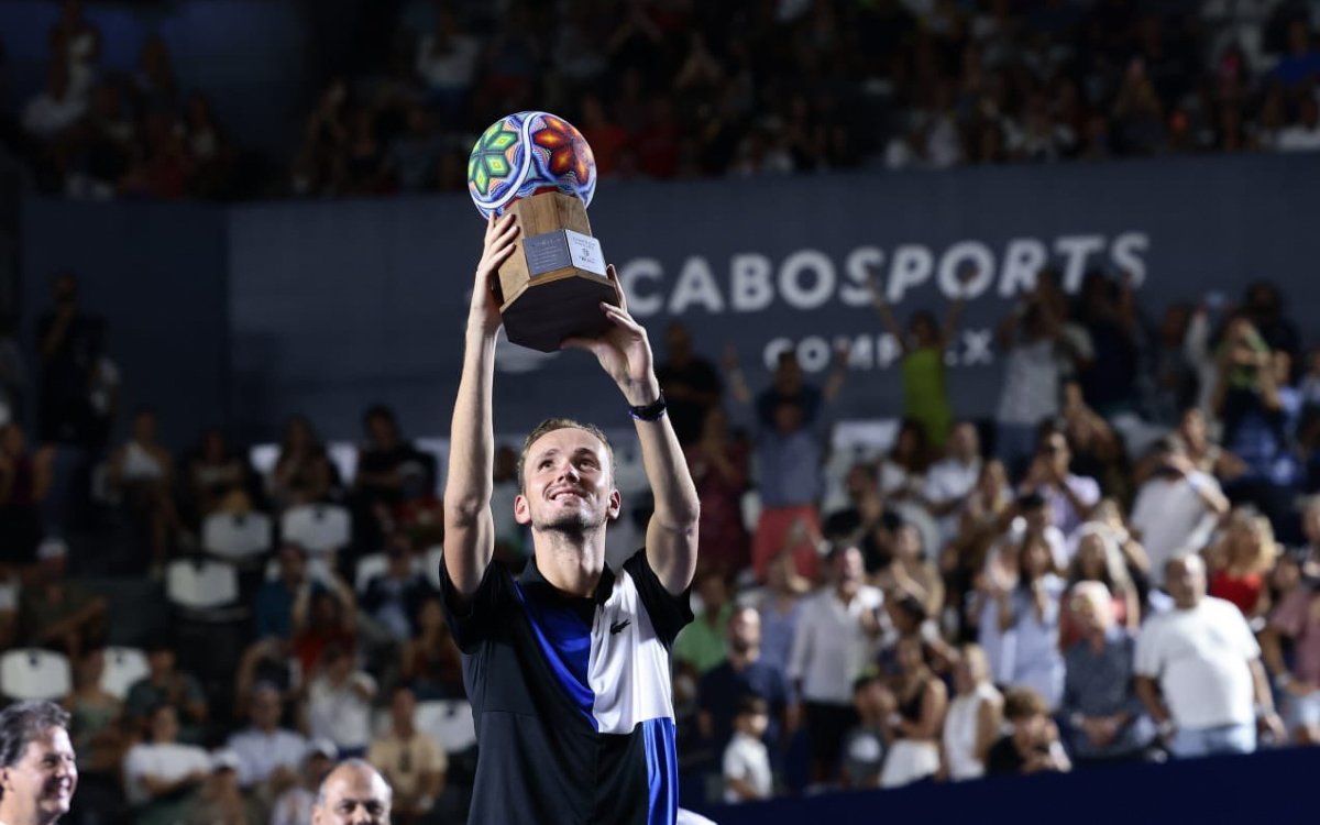 Tenis: Medvedev conquista su primer título de la temporada en el Abierto Mexicano Los Cabos | Video