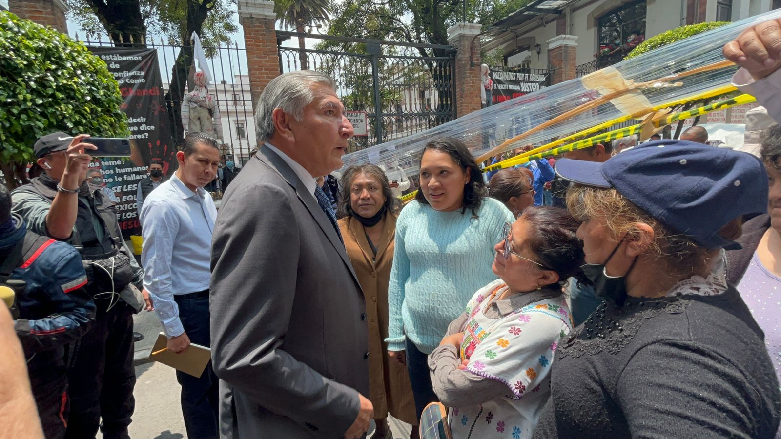 “Yo tampoco confío en usted”: condenan respuesta de Adán Augusto López a madre de desaparecida
