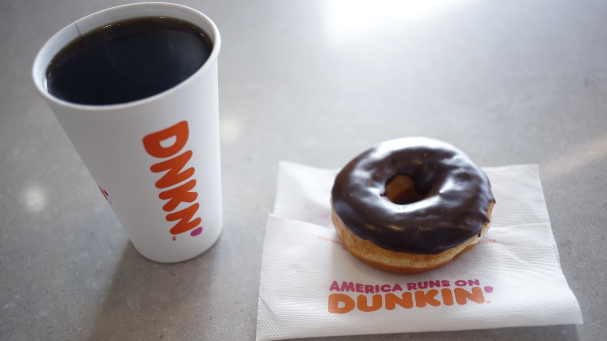 Dunkin’ ofrecerá café gratis a los maestros el 1 de septiembre