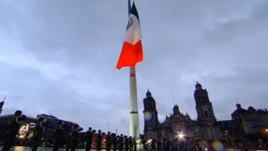 19-S: Izan bandera a media asta en el Zócalo en memoria de víctimas de 1985 y 2017
