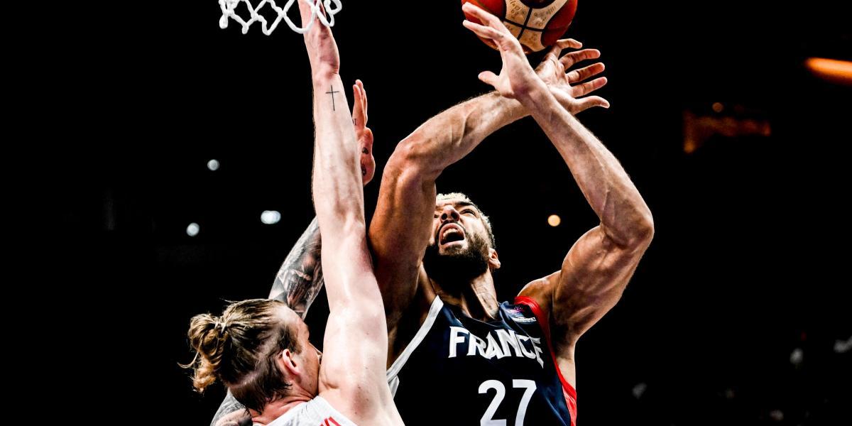 54-95: Francia destroza a Polonia y vuela hacia la final