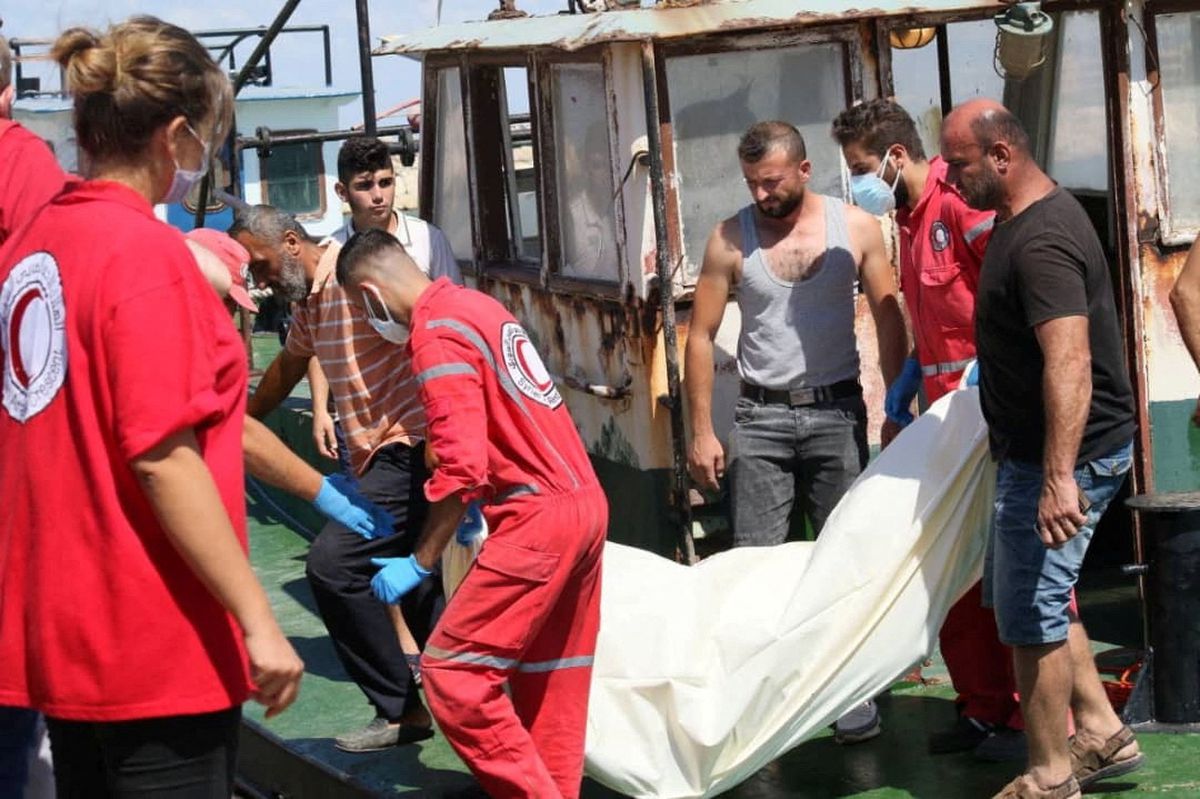 Al menos 77 migrantes muertos en el naufragio de una embarcación que partió de Líbano