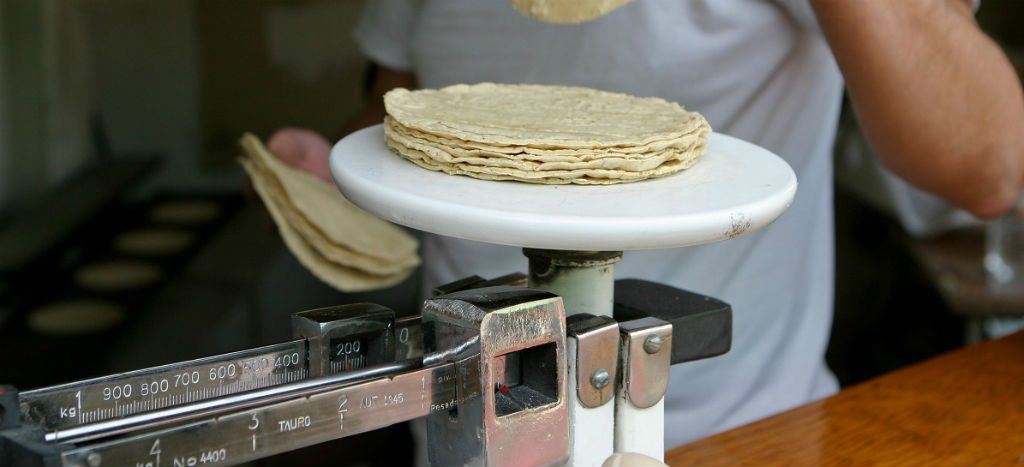 Alista AMLO plan contra altos precios de la tortilla