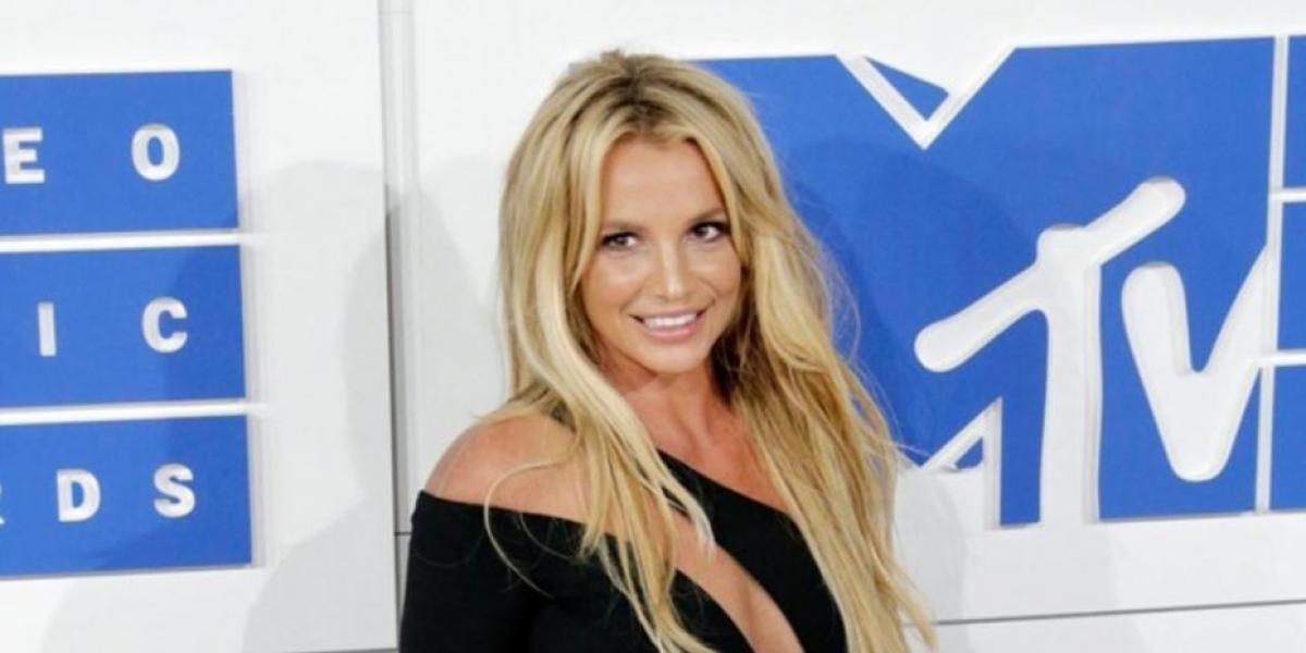 Britney Spears desata el caos en redes tras insultar el físico de unas bailarinas
