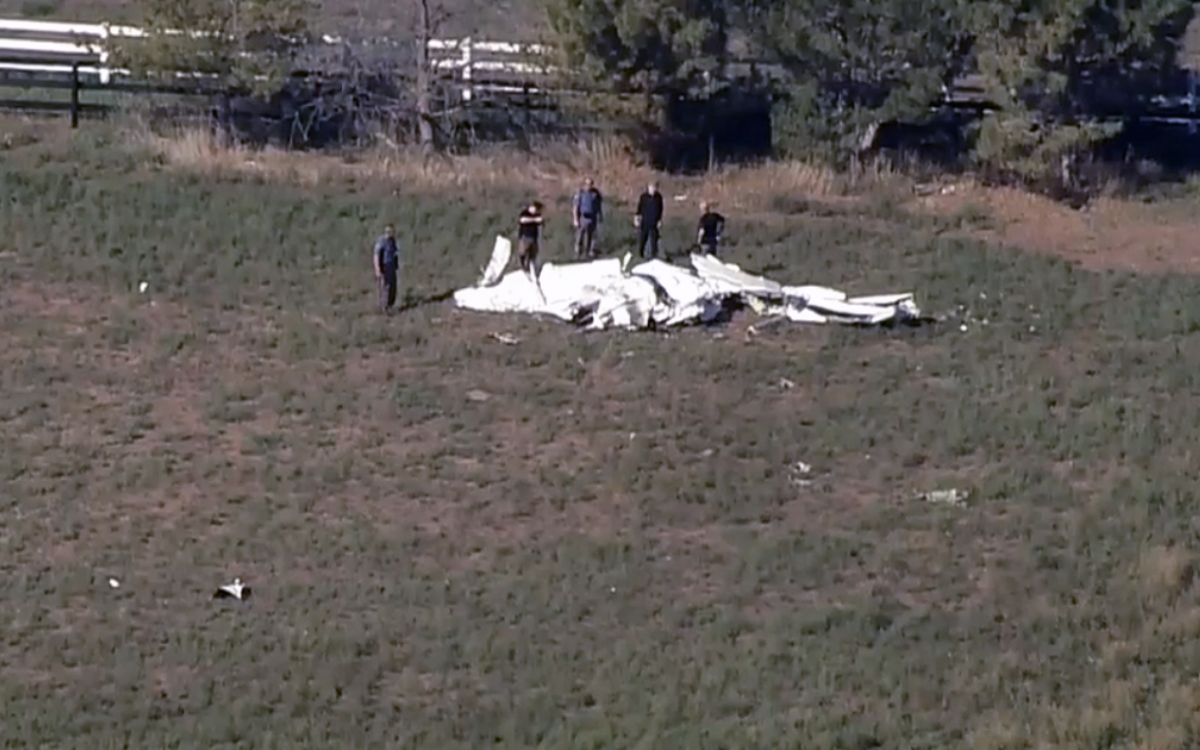 Dos avionetas chocan en pleno vuelo en Colorado; hay 3 muertos