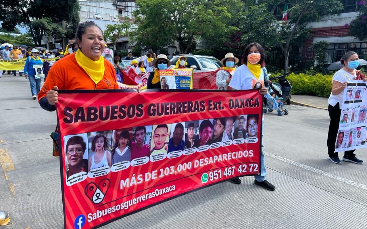 'El dolor de nuestros familiares es nuestra resistencia': Marchan en Oaxaca para exigir la aparición con vida de personas desaparecidas