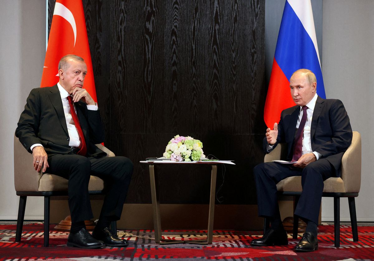 Erdogan pide a Putin que devuelva los territorios ocupados en Ucrania