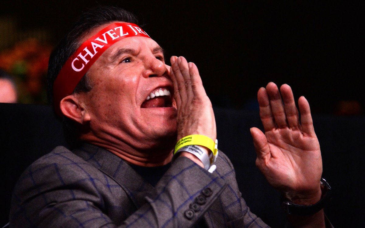 Julio César Chávez crítico con Andy Ruiz: “¡Tira golpes huevón!” | Video