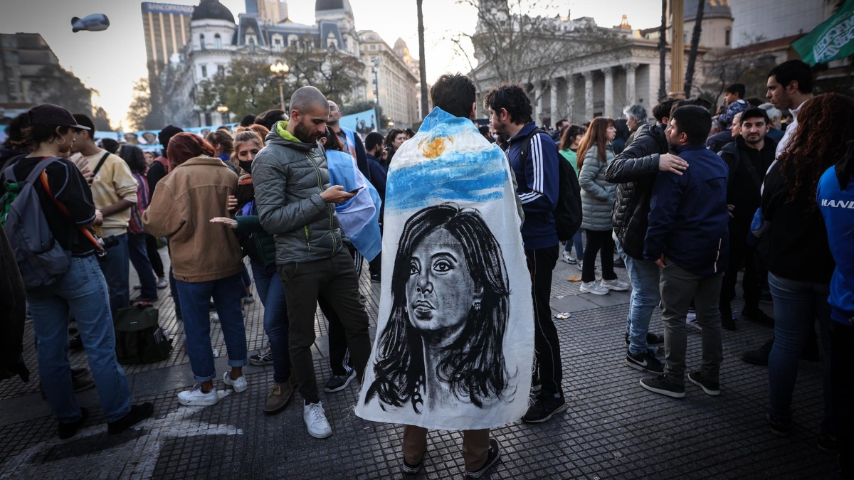 La grieta está que arde: frustrado atentado a Cristina Fernández ahonda división en Argentina