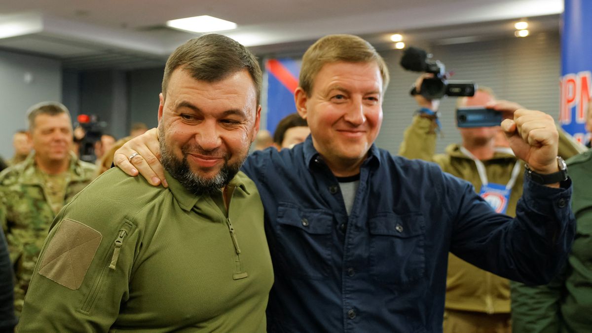 Los líderes separatistas de Ucrania piden formalmente a Rusia su anexión tras la celebración de referendos ilegales