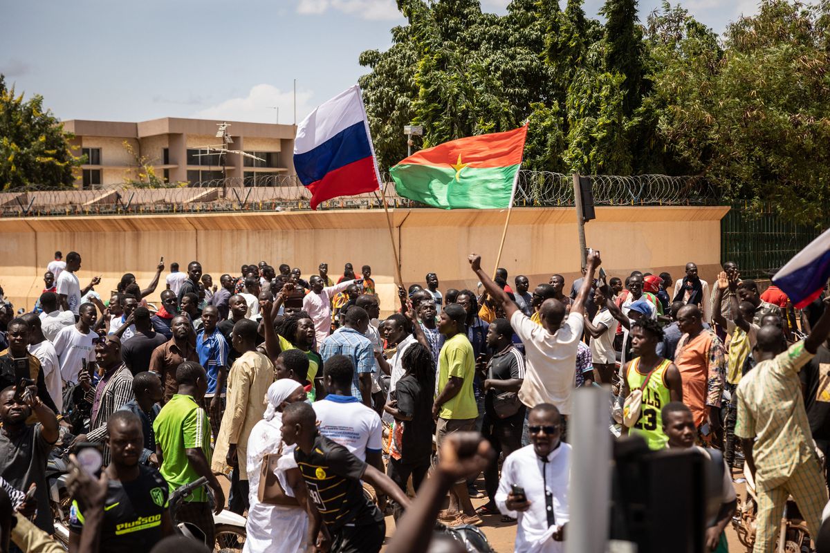 Un grupo de militares dan un nuevo golpe de Estado en Burkina Faso ante la creciente violencia yihadista
