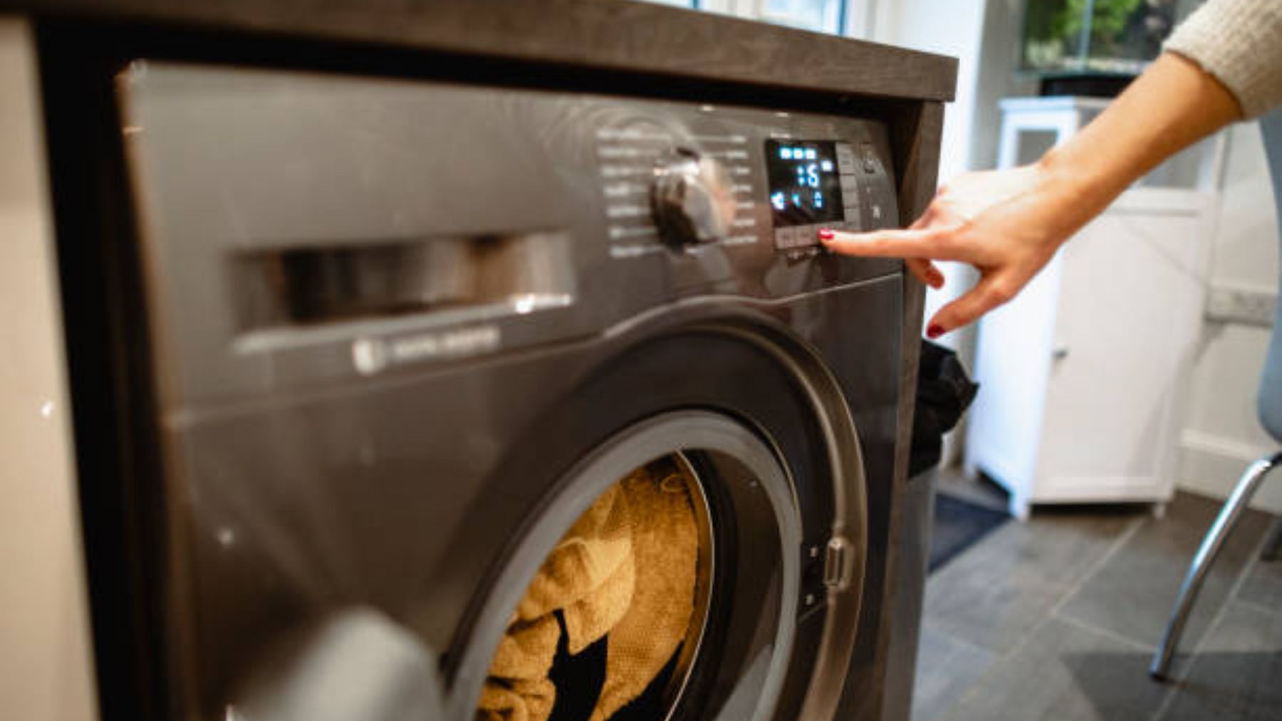 Los sorprendentes trucos de lavandería para lavar la ropa que puedes aplicar en casa