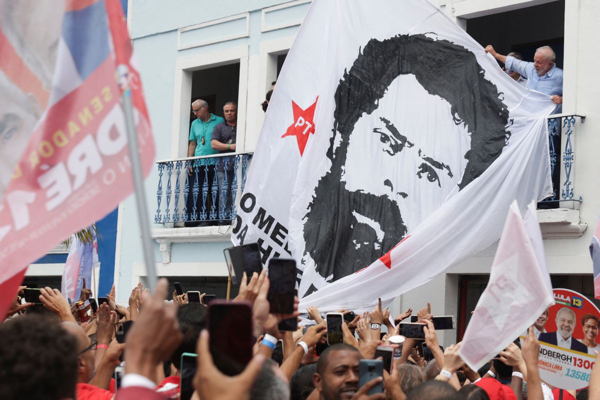Lula apela al voto útil e intenta atraer a los indecisos en la recta final para las elecciones de Brasil