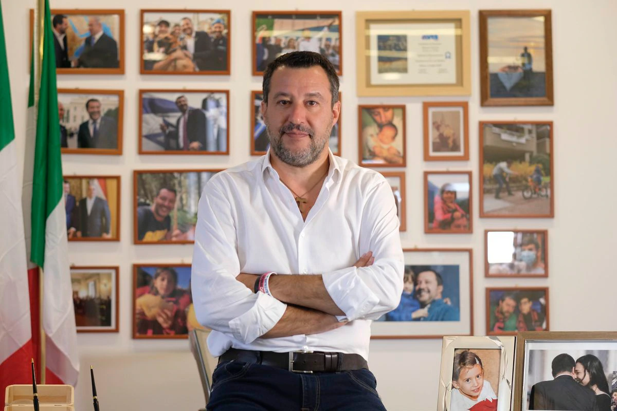 Matteo Salvini: “Si gobernamos, los barcos de las ONG no entrarán en Italia”