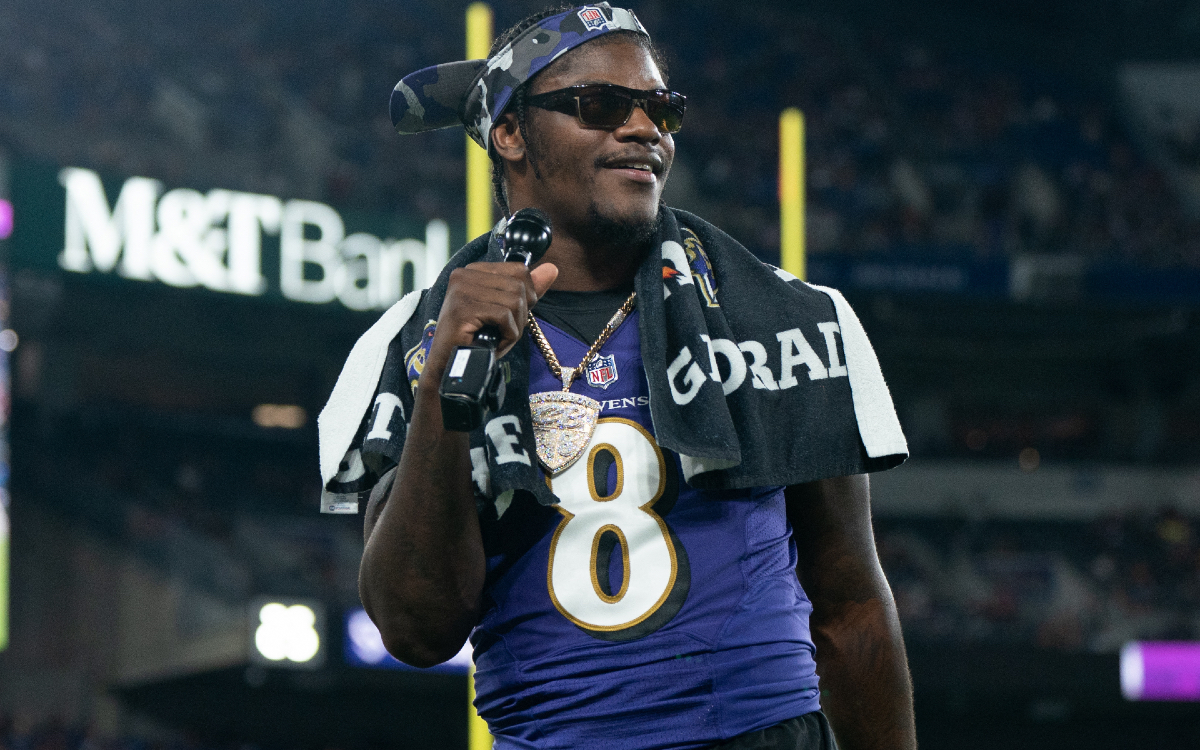 NFL: Lamar Jackson listo para la temporada, pese a no renovar con Baltimore | Video