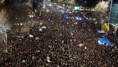 Por qué cientos de miles de personas en el cierre de campaña del apruebo en Chile no son garantía de triunfo