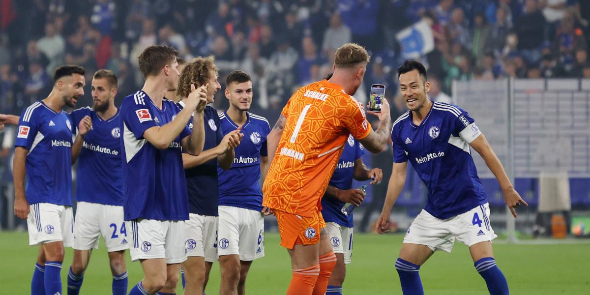 Primera victoria del Schalke y el Leverkusen, en descenso