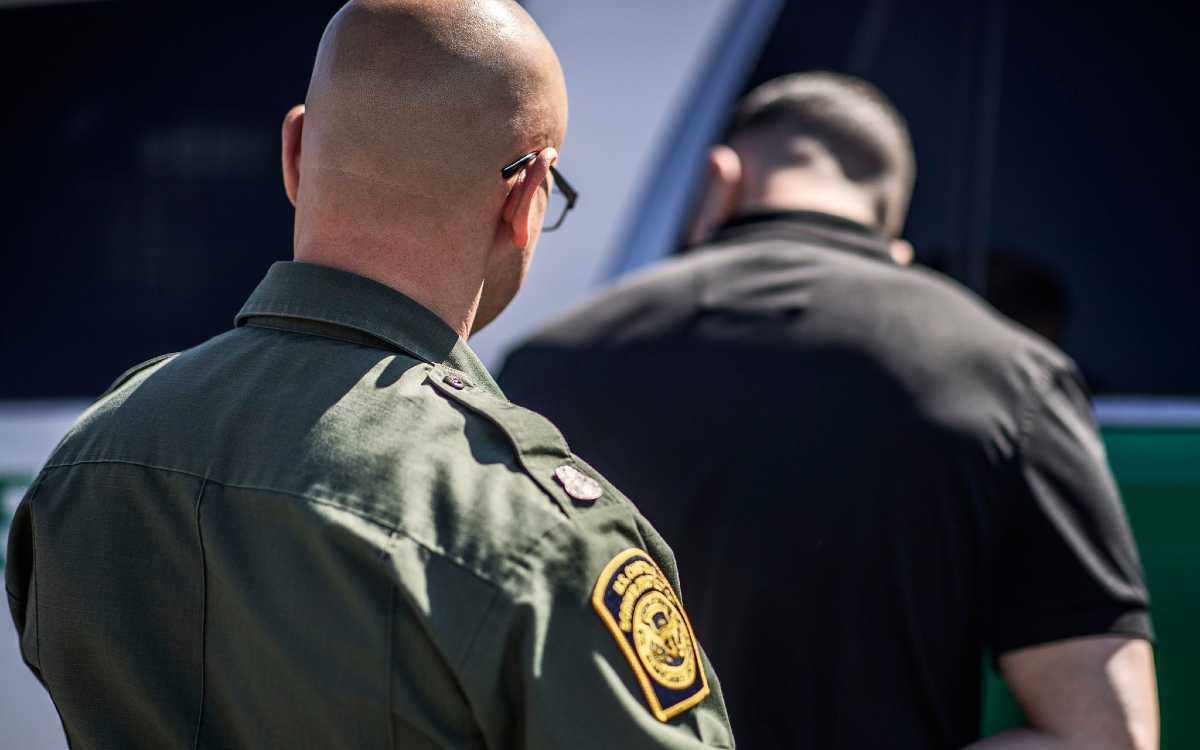 Procesan a militares de Estados Unidos por tráfico de drogas y migrantes