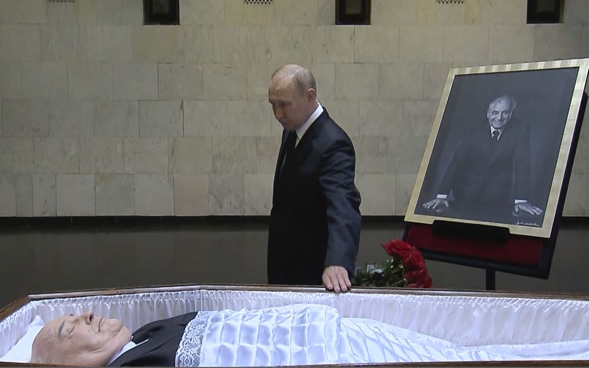 Putin alega motivos de trabajo para ausentarse del funeral de Gorbachov
