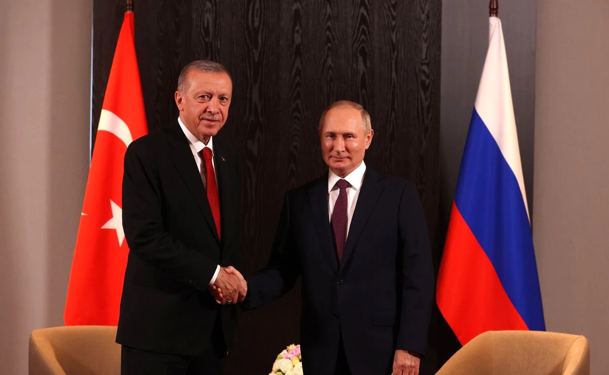 Putin ofrece ventajas económicas a Turquía a cambio de ayuda en la exportación del grano ruso