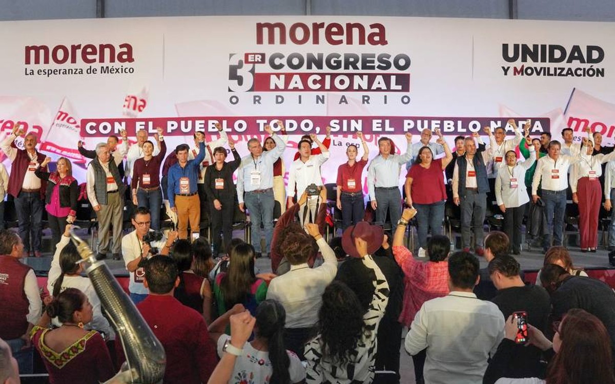 Realizan Congreso de Morena; el proceso es ilegal, reclama John Ackerman