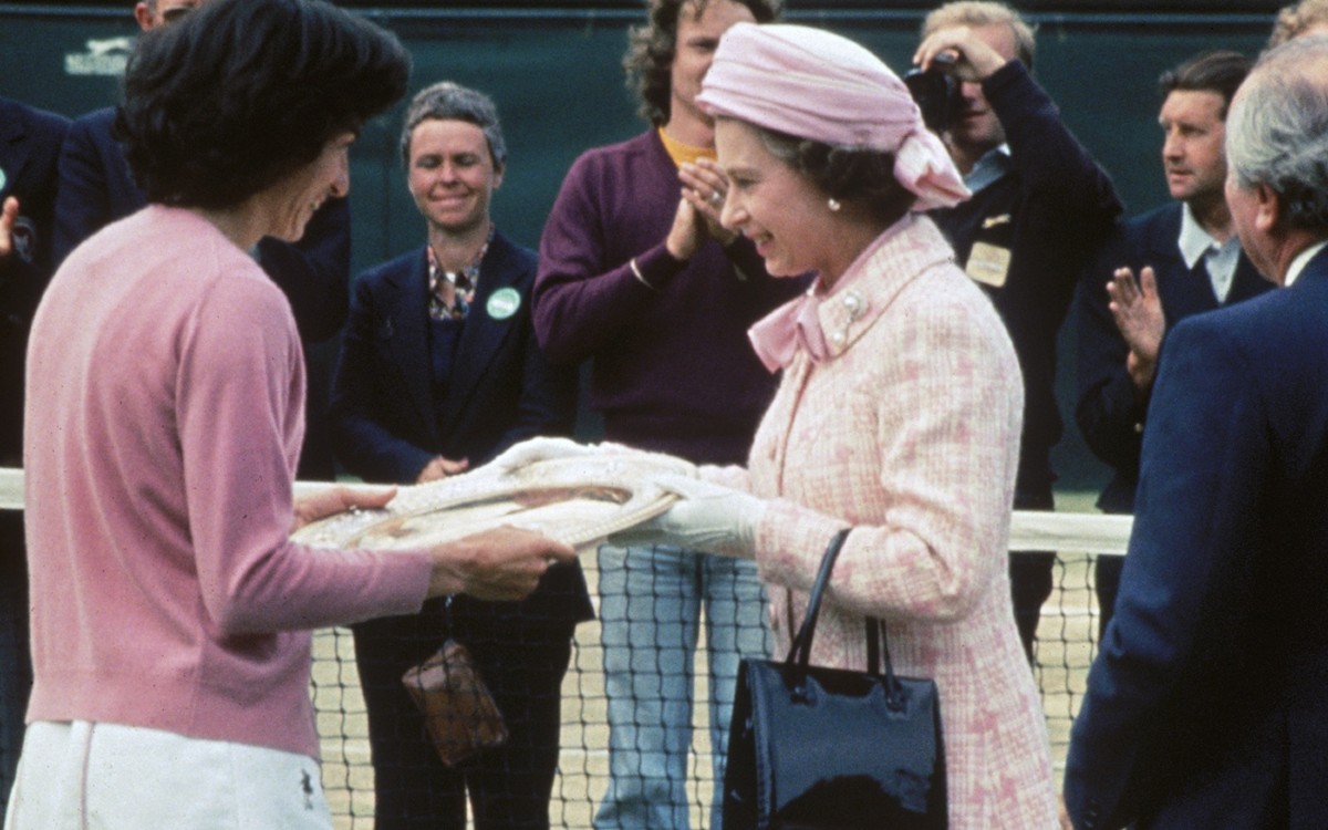 Recuerda Wimbledon visitas de Isabel II al All England Club | Tuit y Fotos